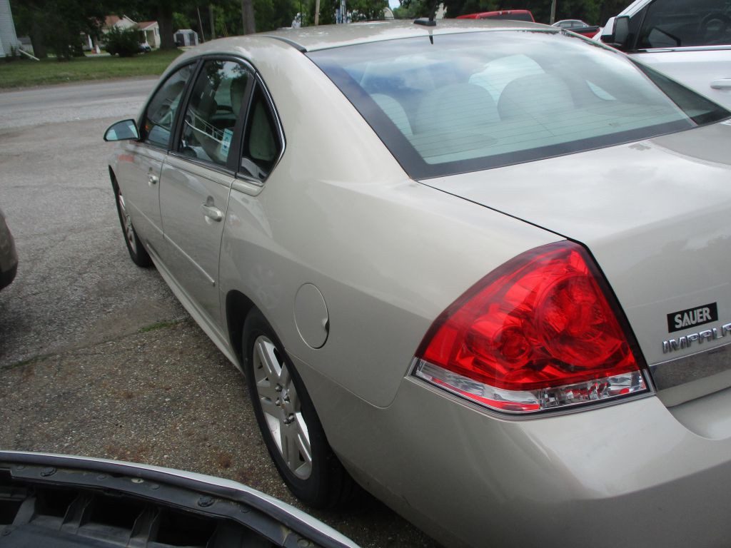 2011 Chevrolet Impala Image 8