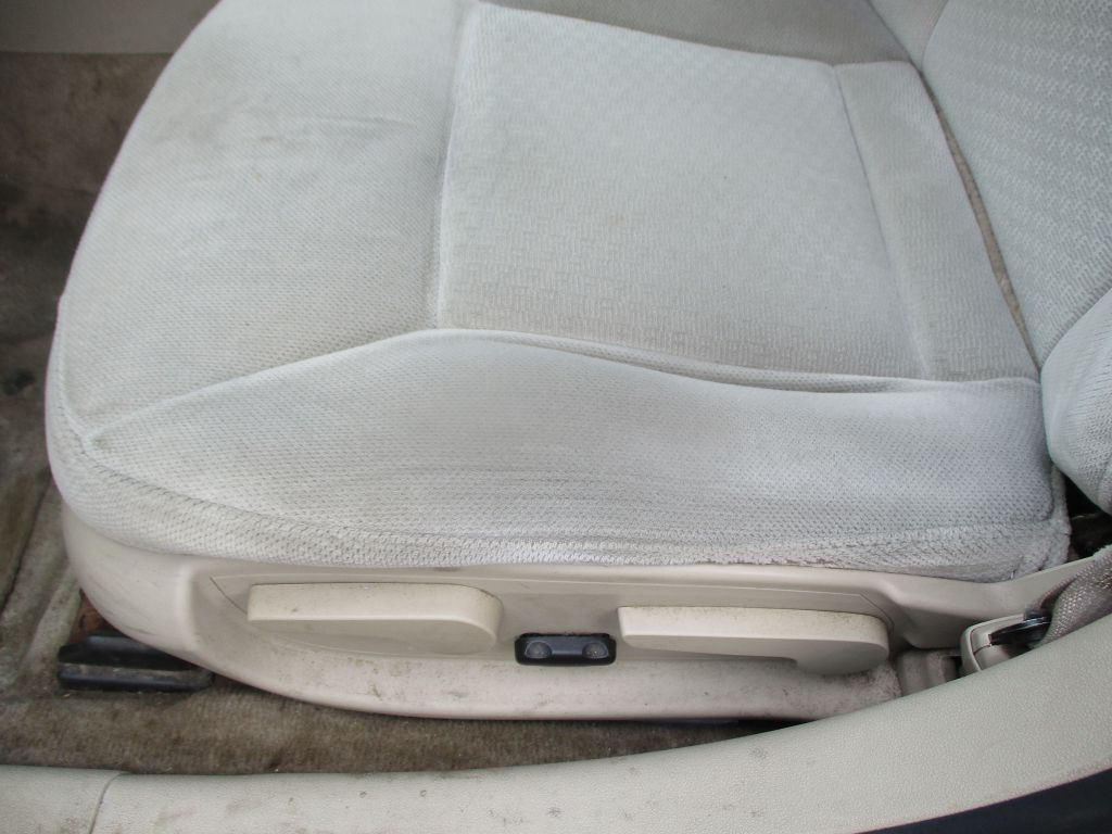 2011 Chevrolet Impala Image 13