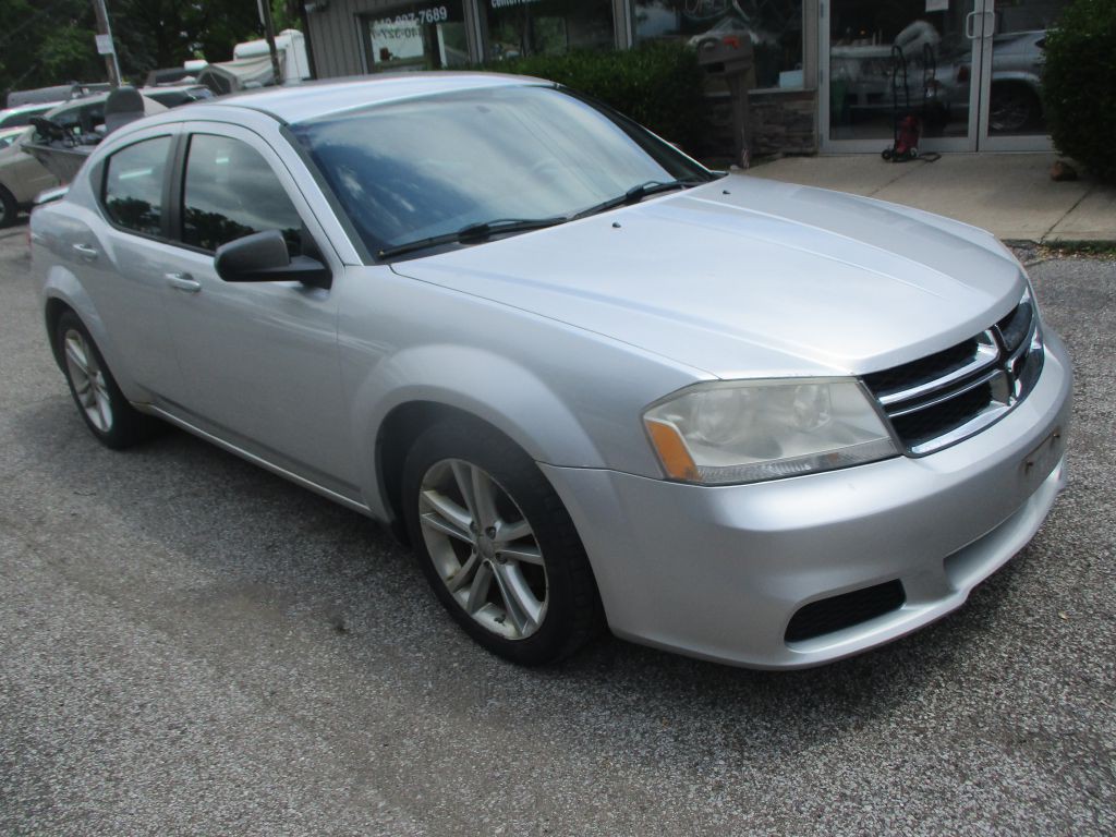 2012 Dodge Avenger Image 3