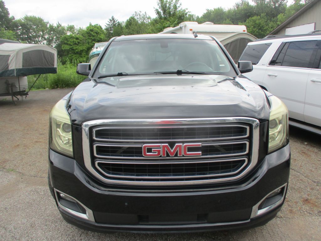 2015 GMC Yukon Image 2