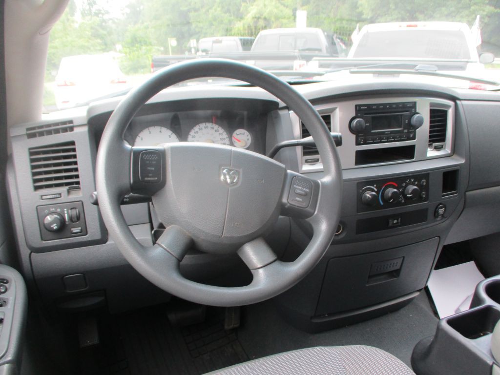 2008 Dodge Ram 1500 Image 10