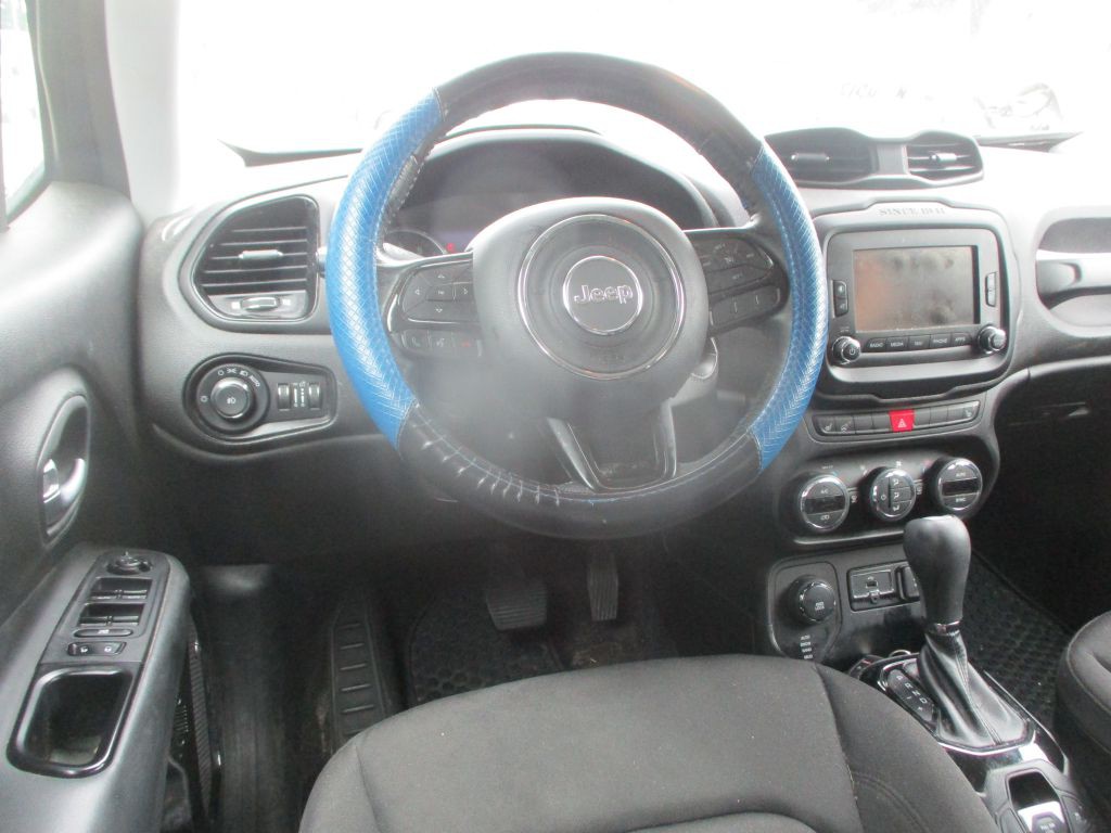 2017 Jeep Renegade Image 9