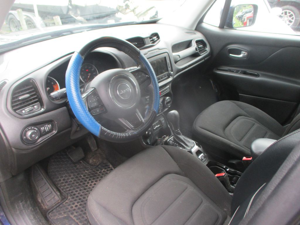 2017 Jeep Renegade Image 12