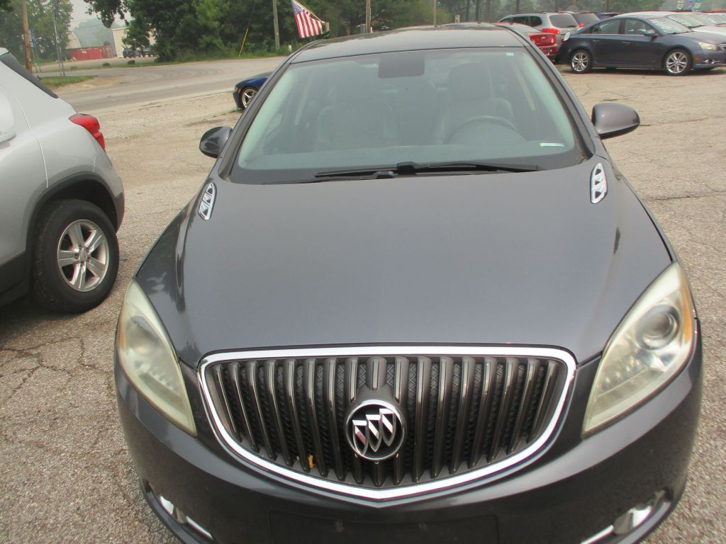 2013 Buick Verano Image 2