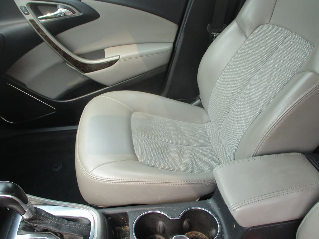 2013 Buick Verano Image 14