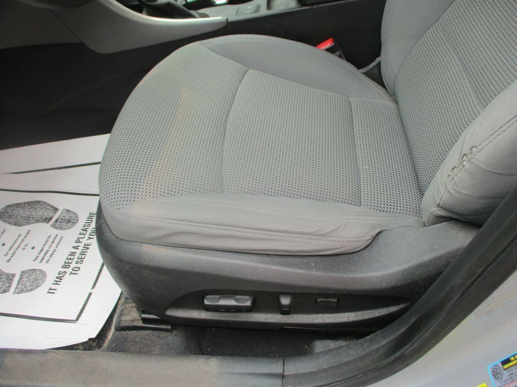 2013 Hyundai Sonata Image 12