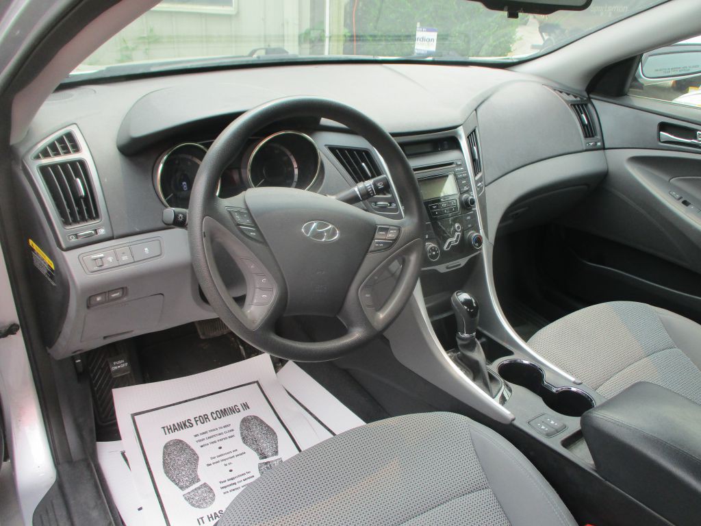 2013 Hyundai Sonata Image 15