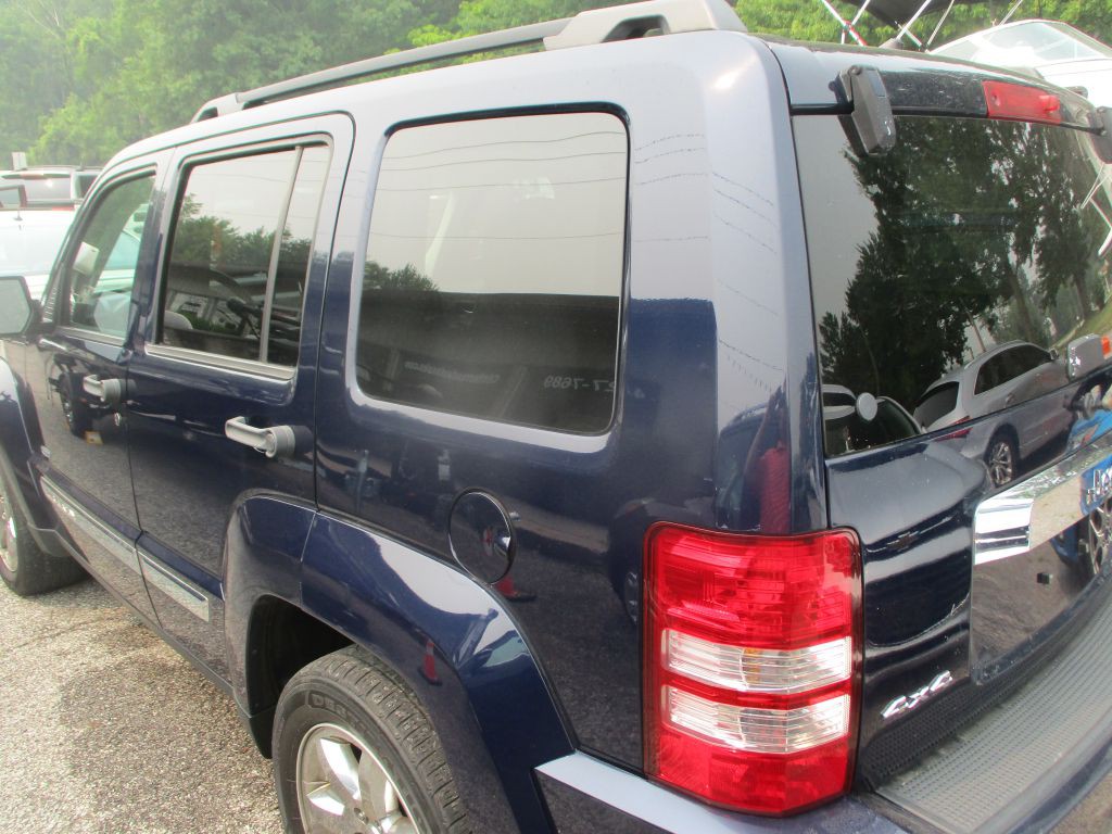 2012 Jeep Liberty Image 5
