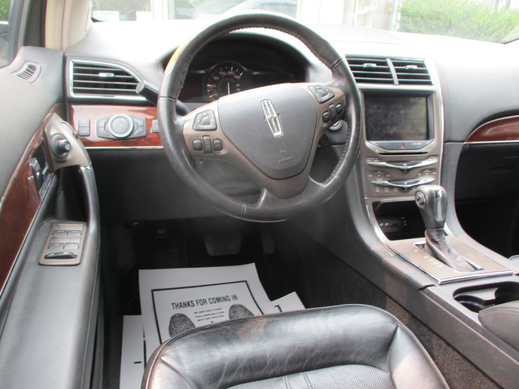 2012 Lincoln MKX Image 10
