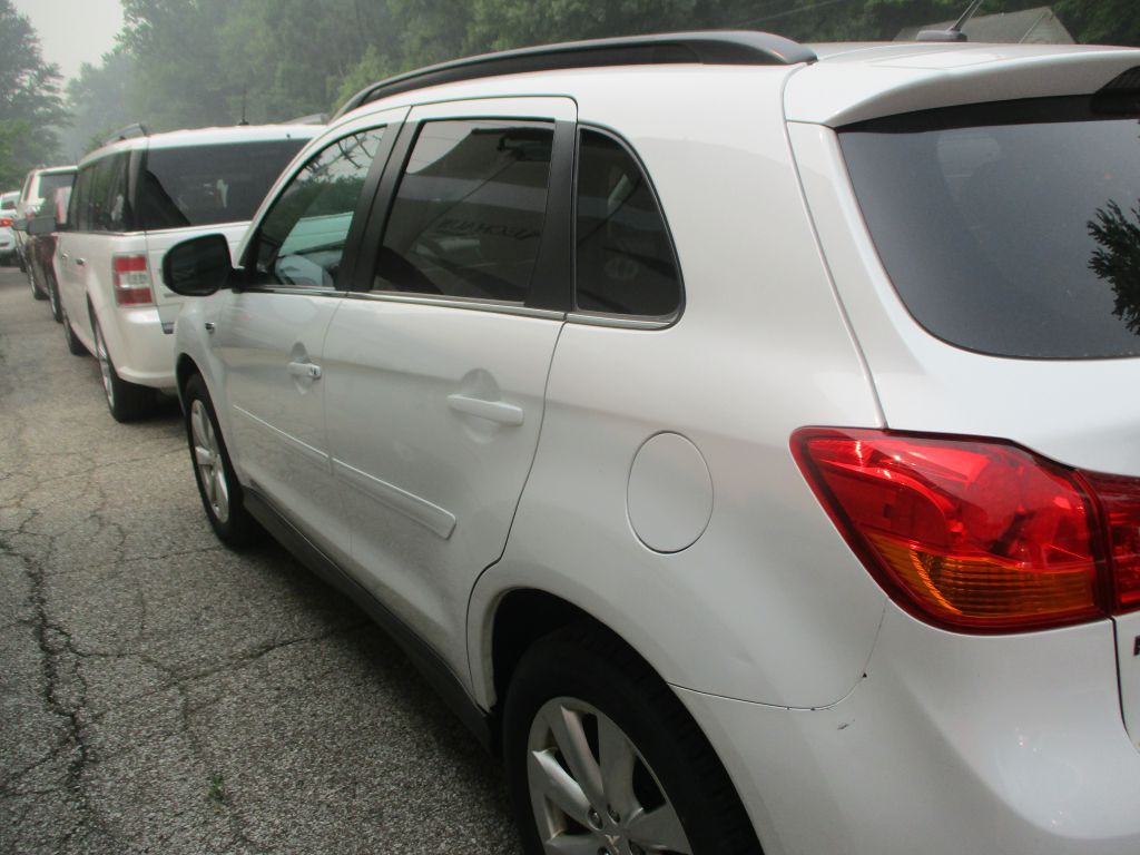 2015 Mitsubishi Outlander Image 5