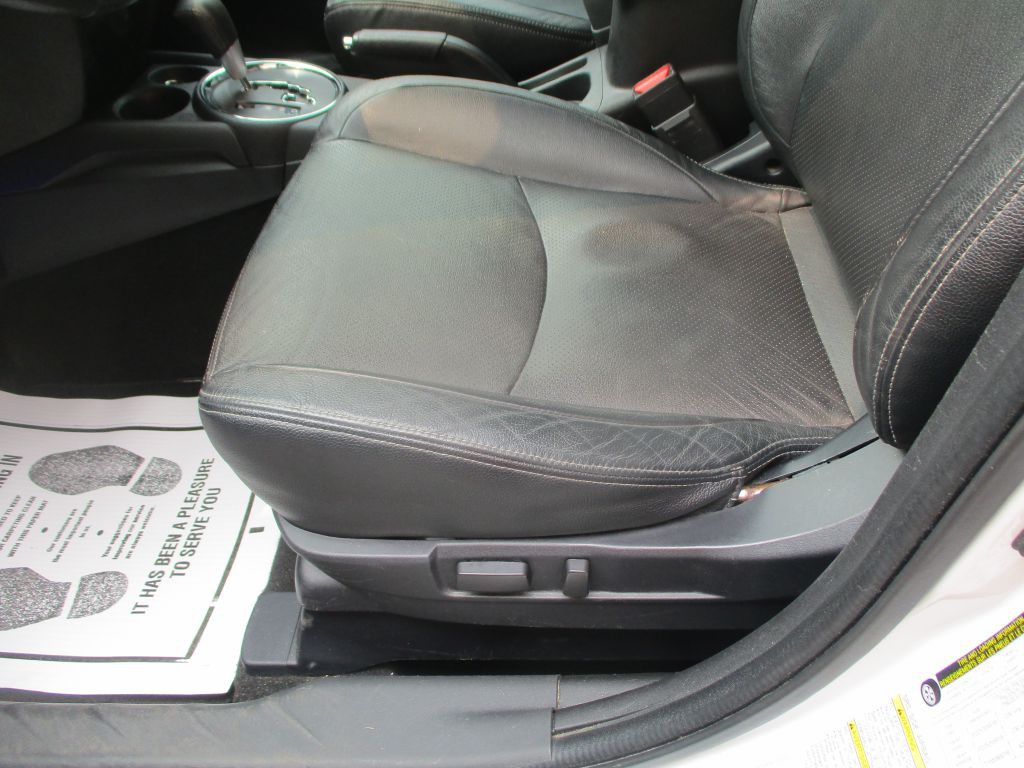 2015 Mitsubishi Outlander Image 11