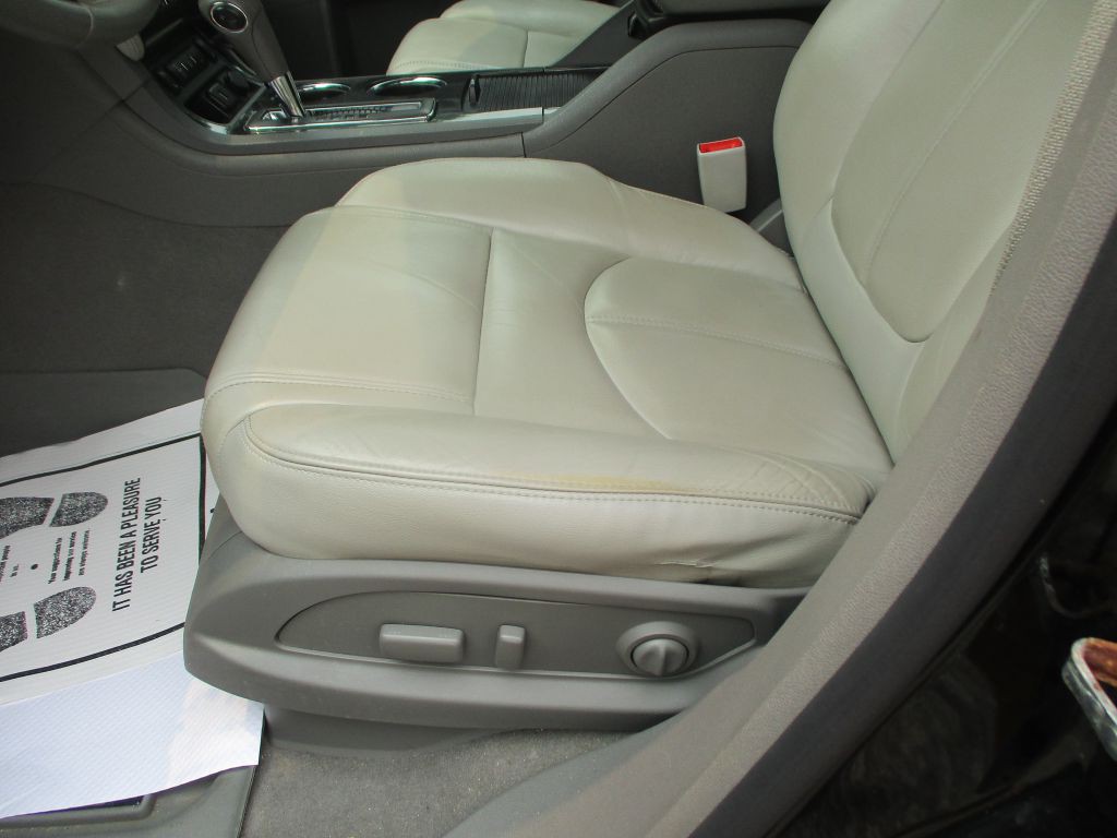 2017 Chevrolet Traverse Image 13