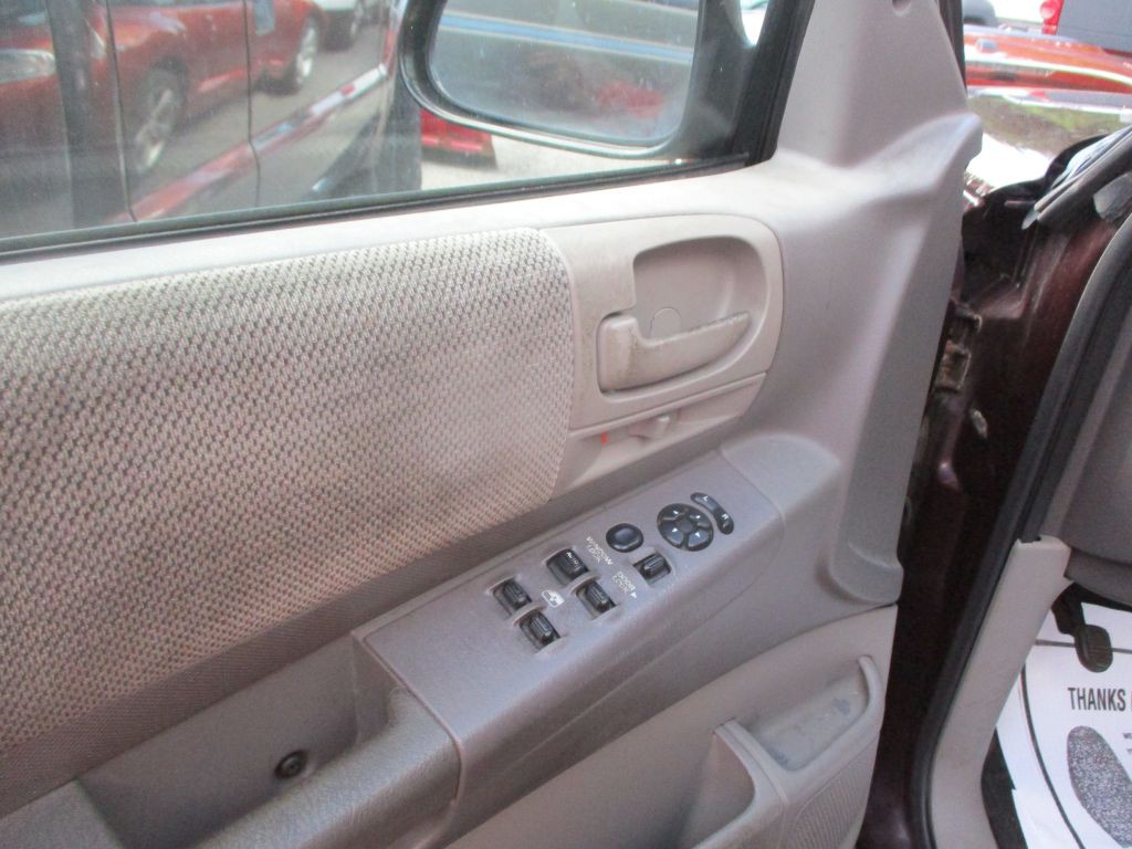 2003 Dodge Durango Image 8
