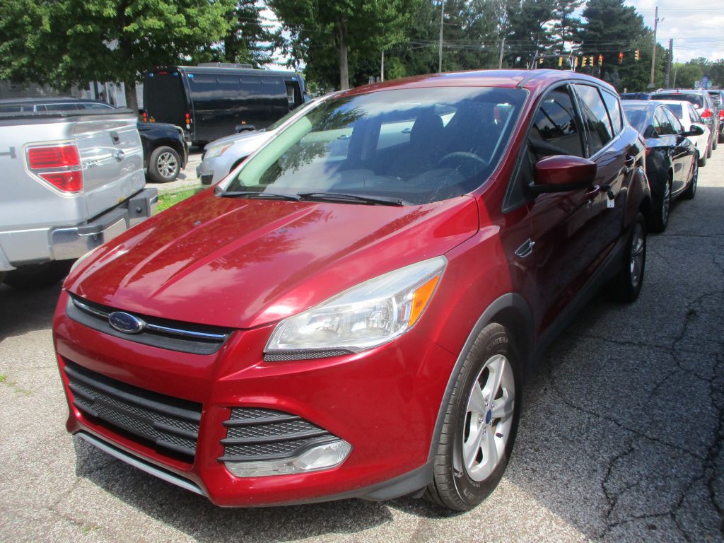 2015 Ford Escape Image 2