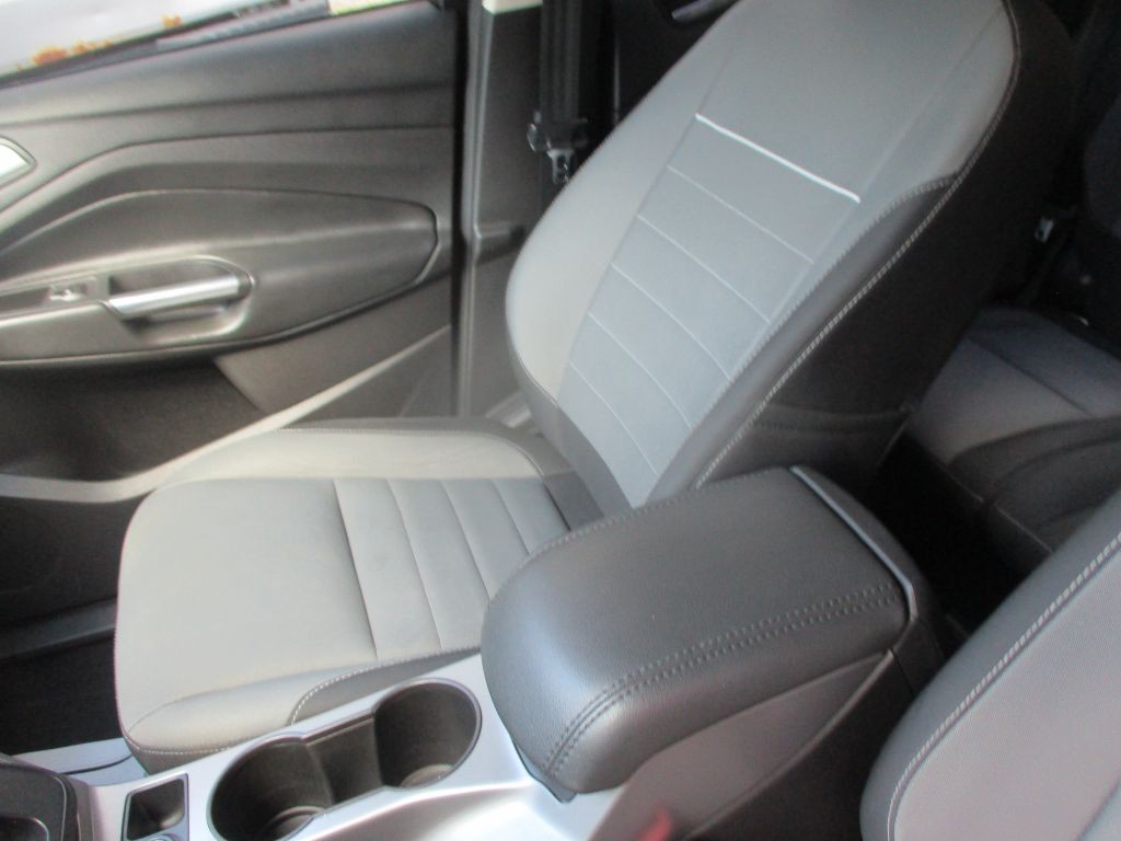 2015 Ford Escape Image 11