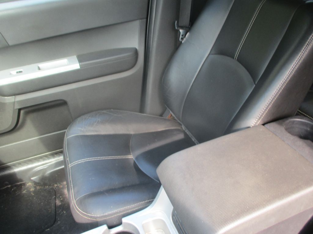 2008 Mercury Mariner Image 14