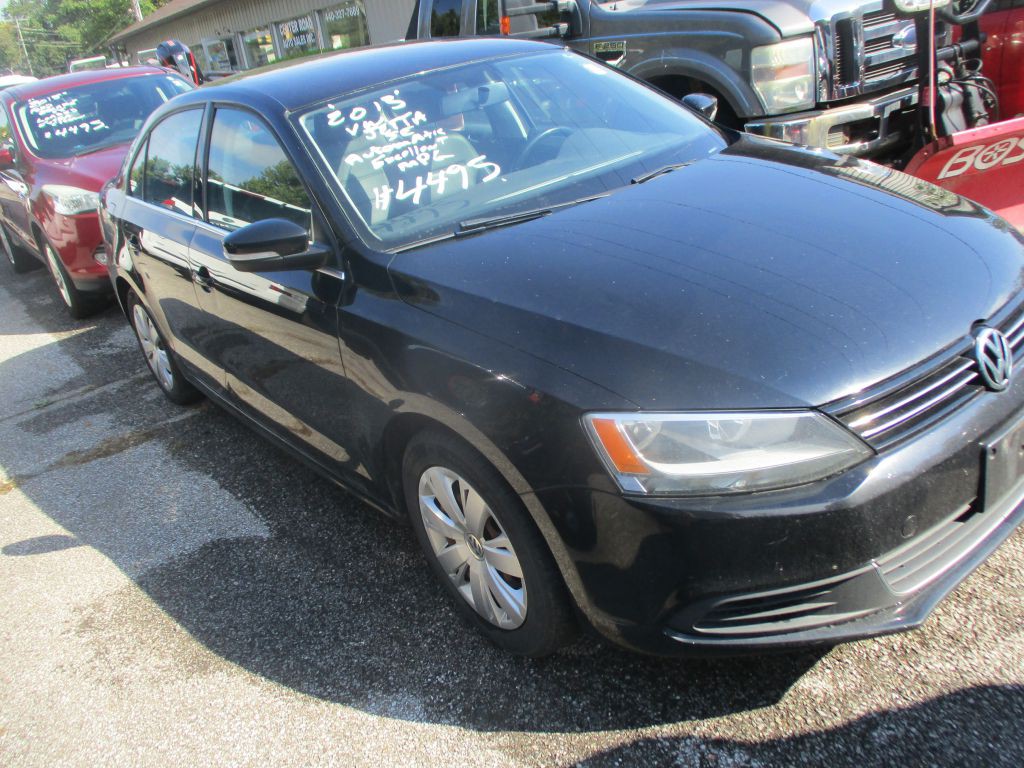 2013 Volkswagen Jetta Image 2