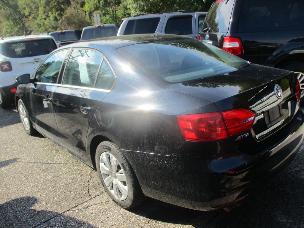 2013 Volkswagen Jetta Image 4