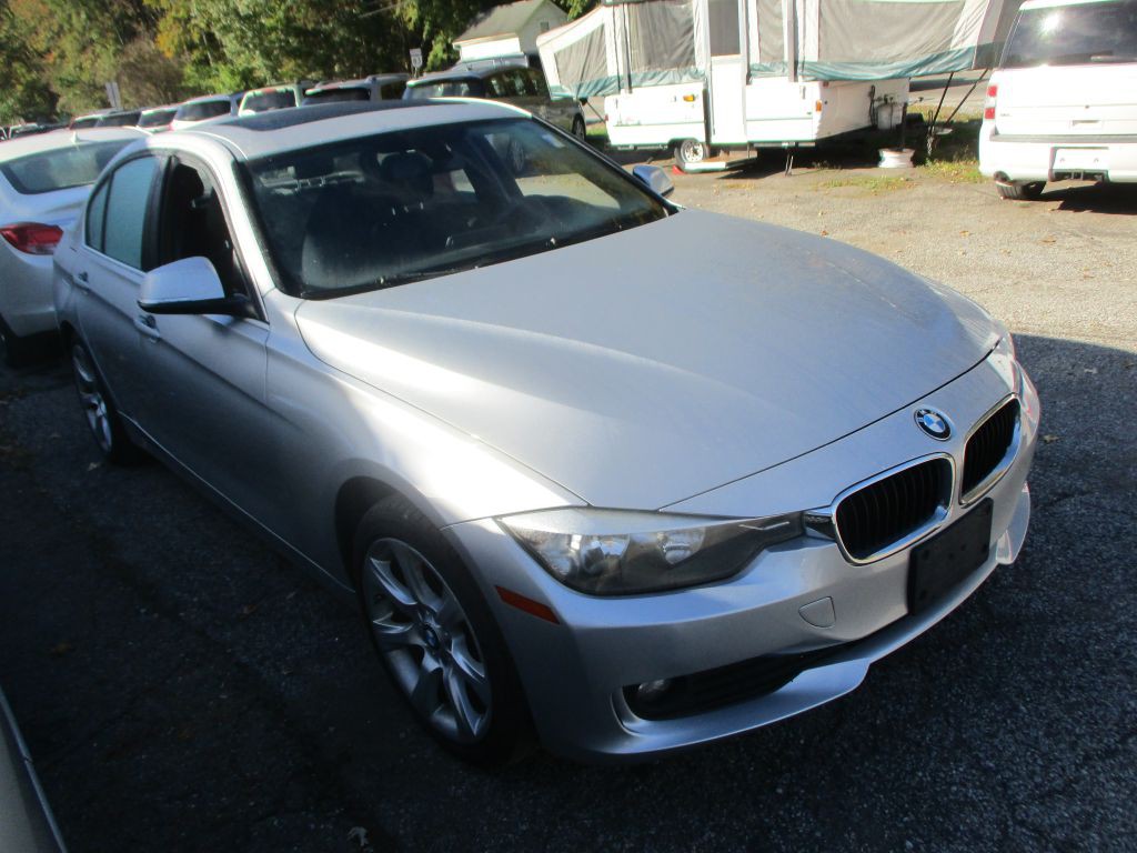 2015 BMW 3 Series Image 1