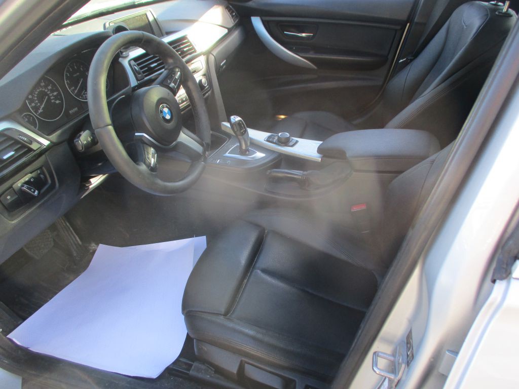 2015 BMW 3 Series Image 8