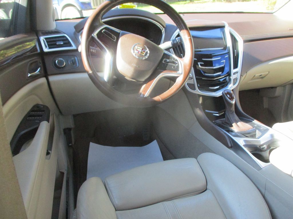 2014 Cadillac SRX Image 8