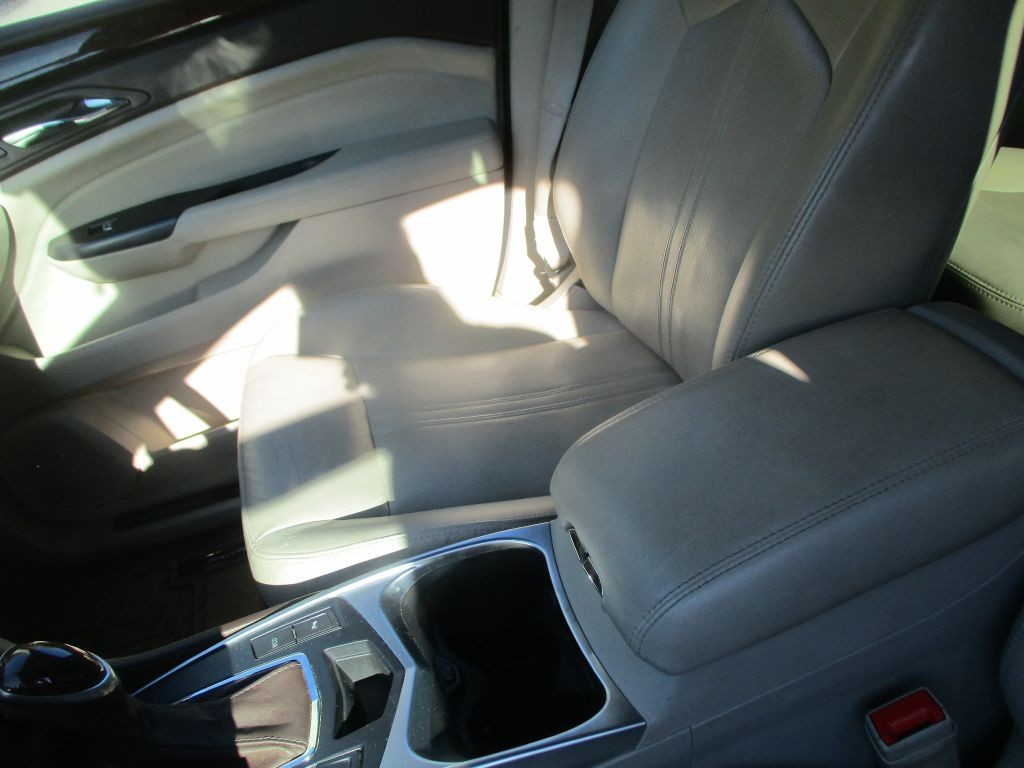 2014 Cadillac SRX Image 12