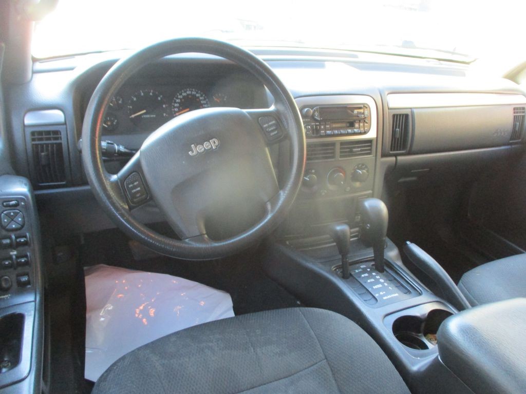 2003 Jeep Grand Cherokee Image 7