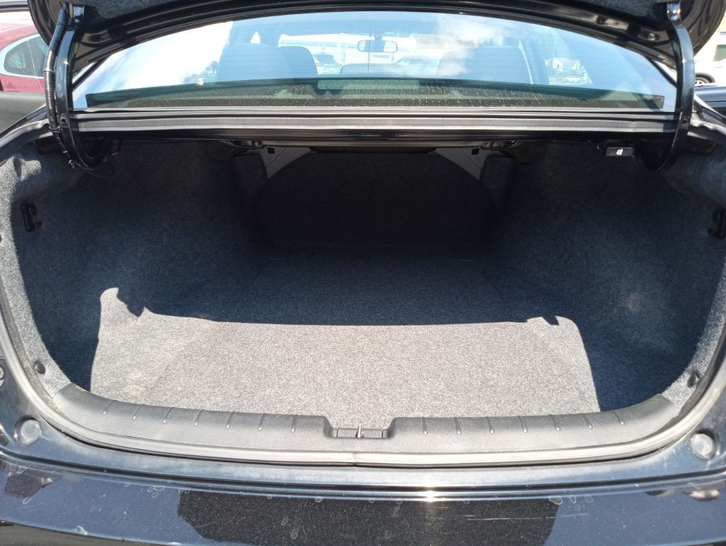 2017 Honda Accord Image 5