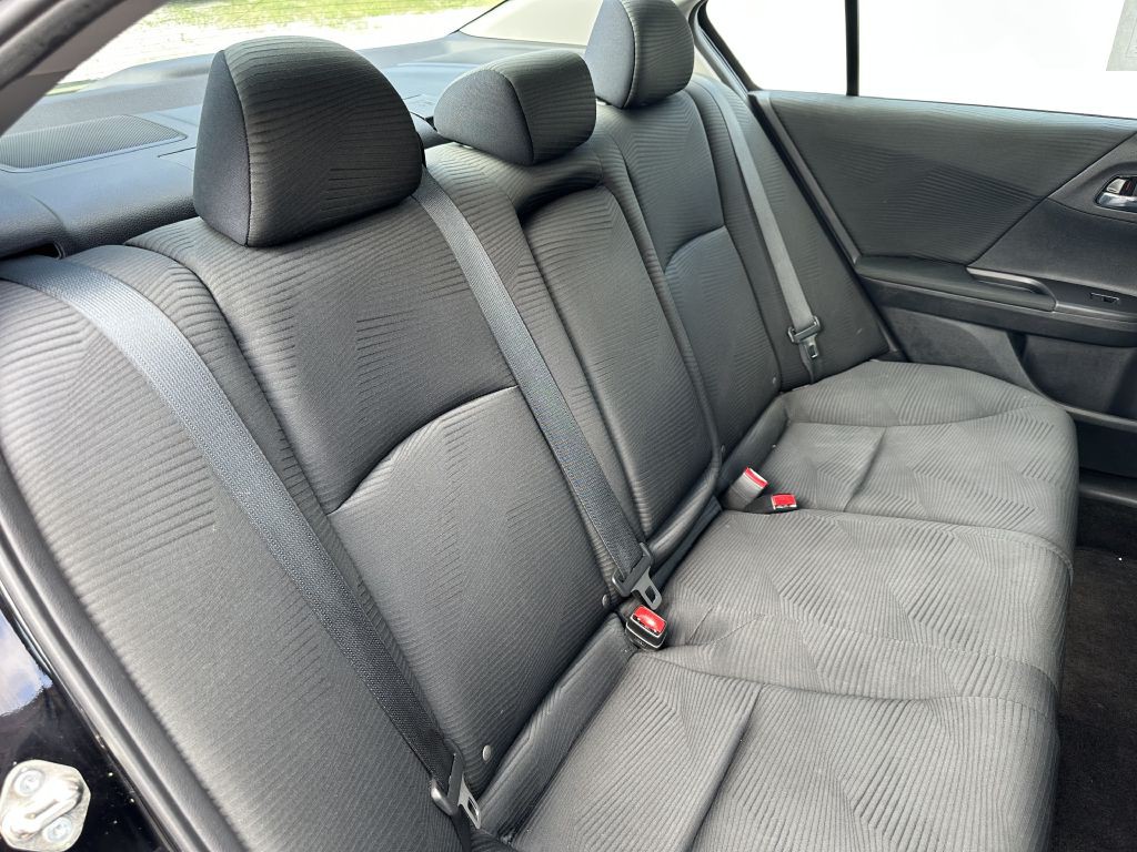 2017 Honda Accord Image 20
