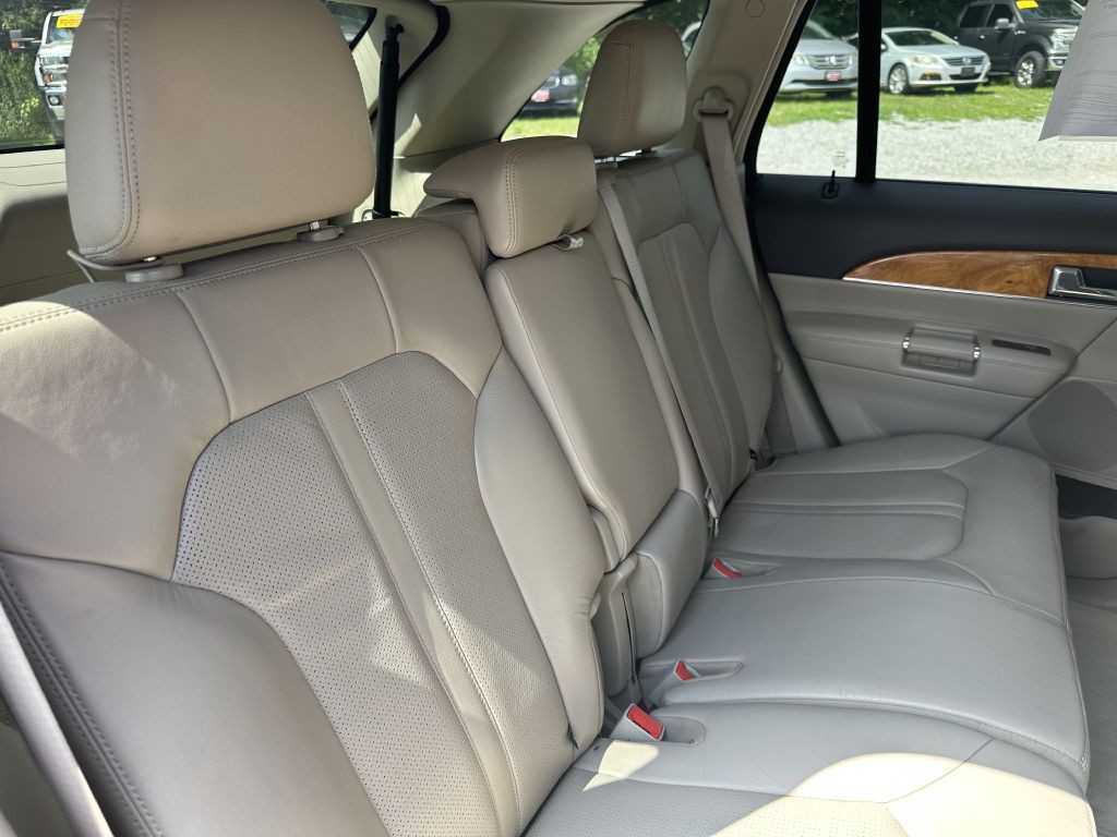 2013 Lincoln MKX Image 17