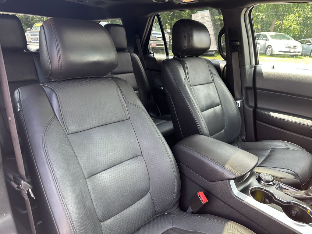 2015 Ford Explorer Image 18
