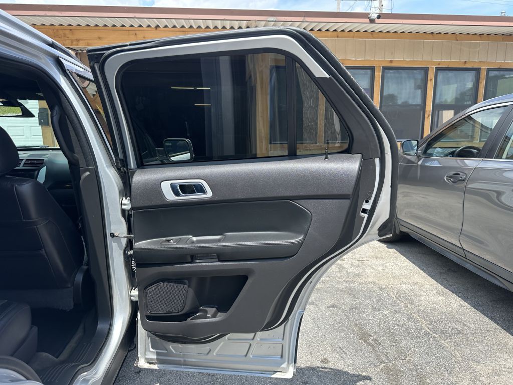 2015 Ford Explorer Image 19
