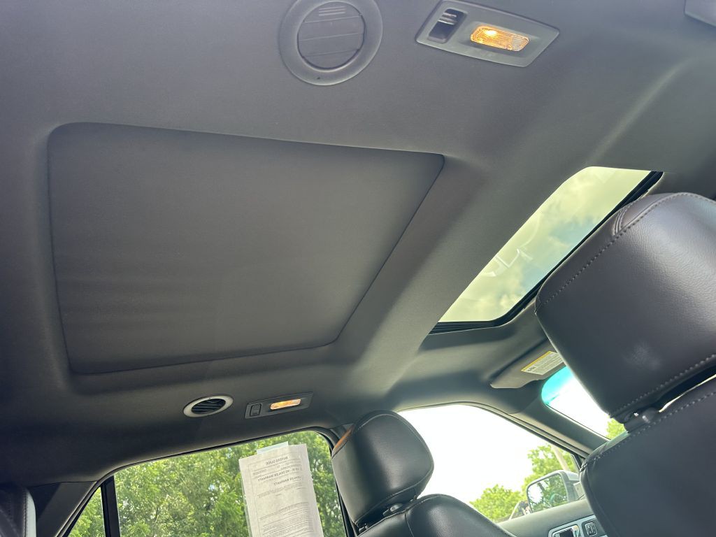 2015 Ford Explorer Image 23