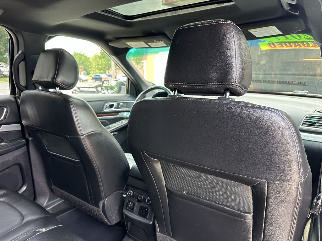 2017 Ford Explorer Image 19