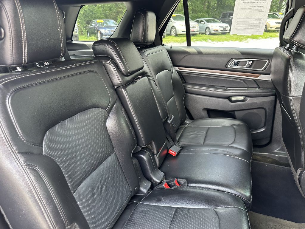 2017 Ford Explorer Image 20