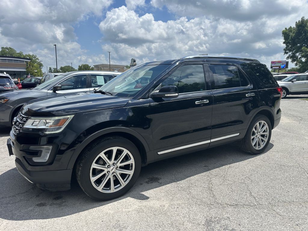 2017 Ford Explorer Image 1