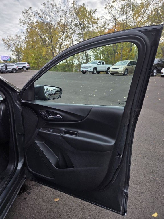 2019 Chevrolet Equinox Image 10