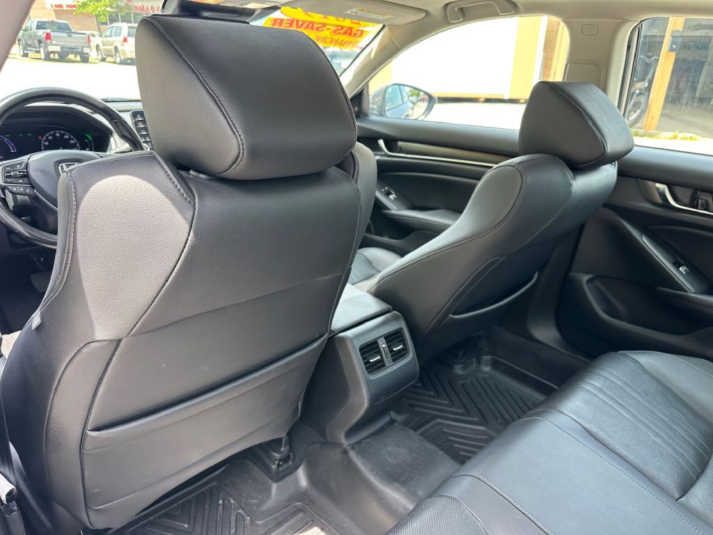 2019 Honda Accord Image 11