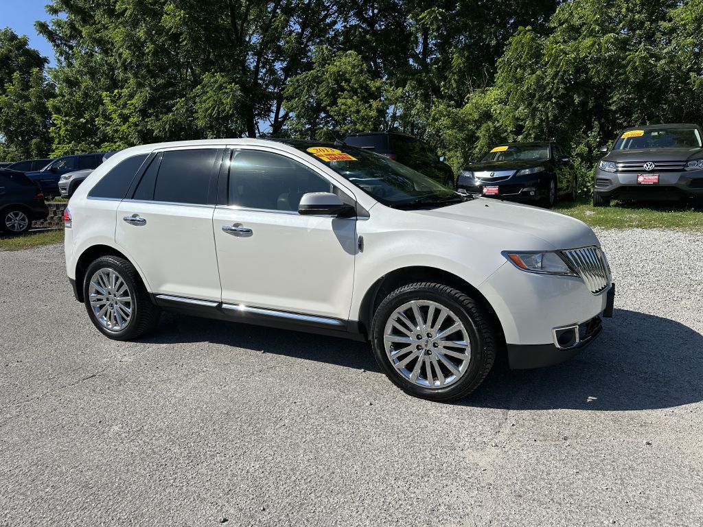 2013 Lincoln MKX Image 3