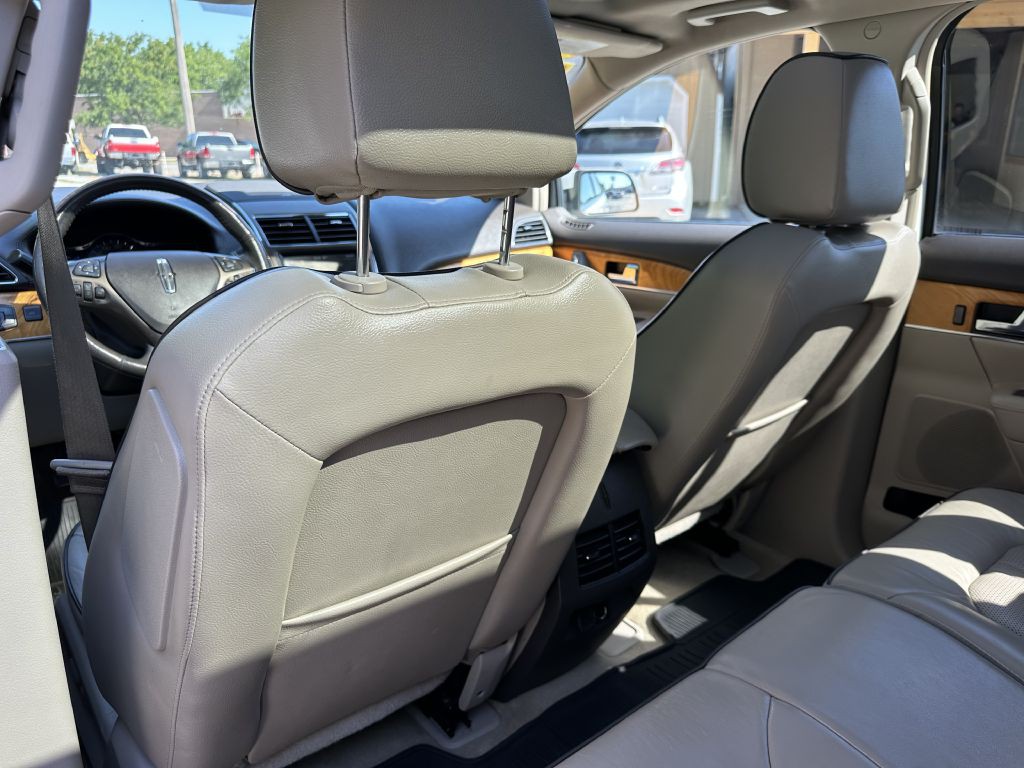 2013 Lincoln MKX Image 11