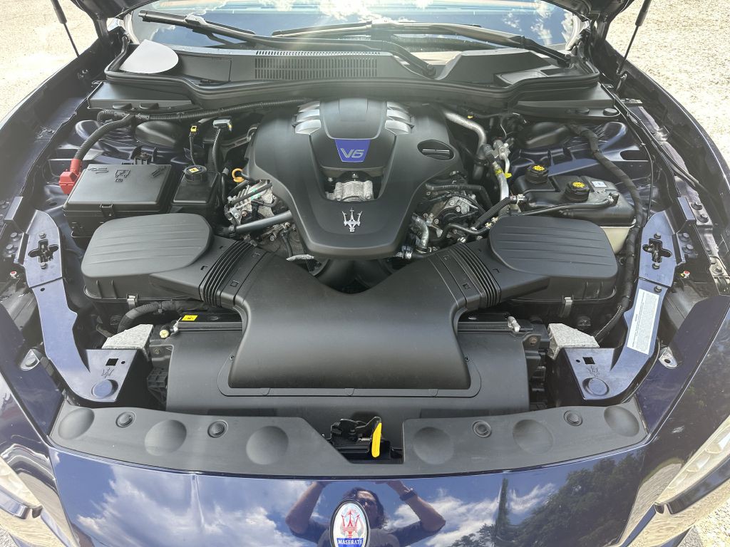 2017 Maserati Ghibli Image 20