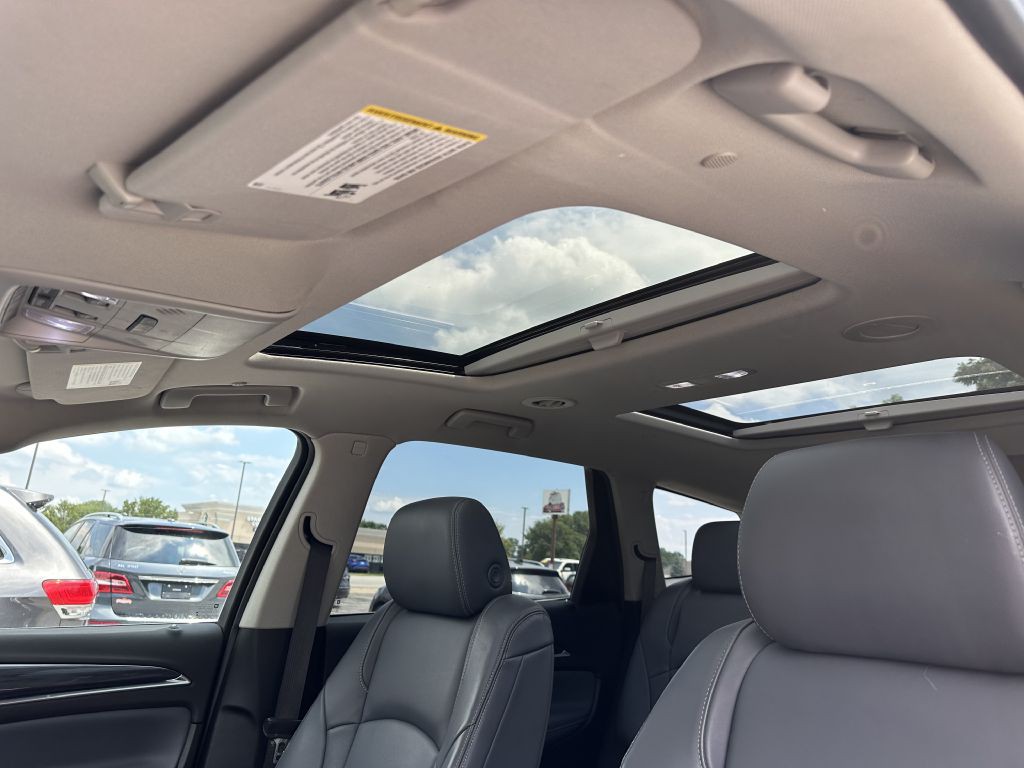 2019 Buick Enclave Image 9