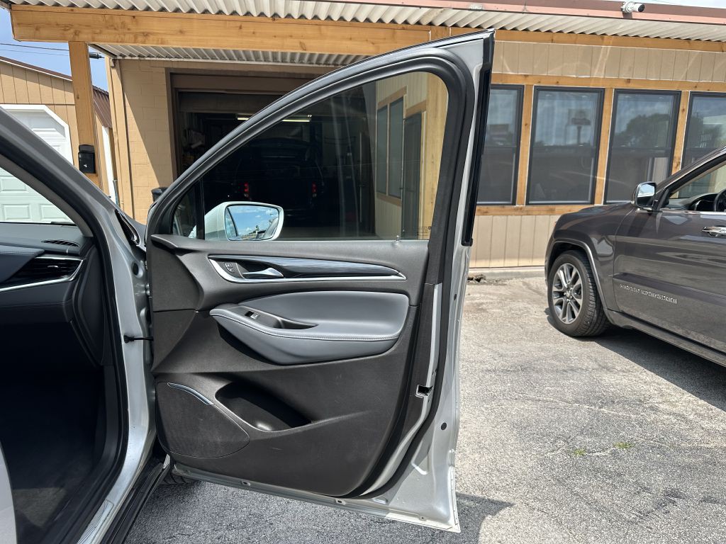 2019 Buick Enclave Image 15