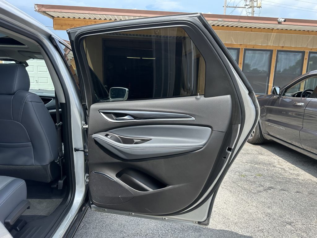 2019 Buick Enclave Image 18