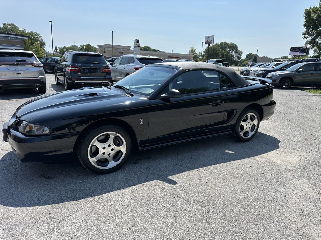 1996 Ford Mustang Image 2