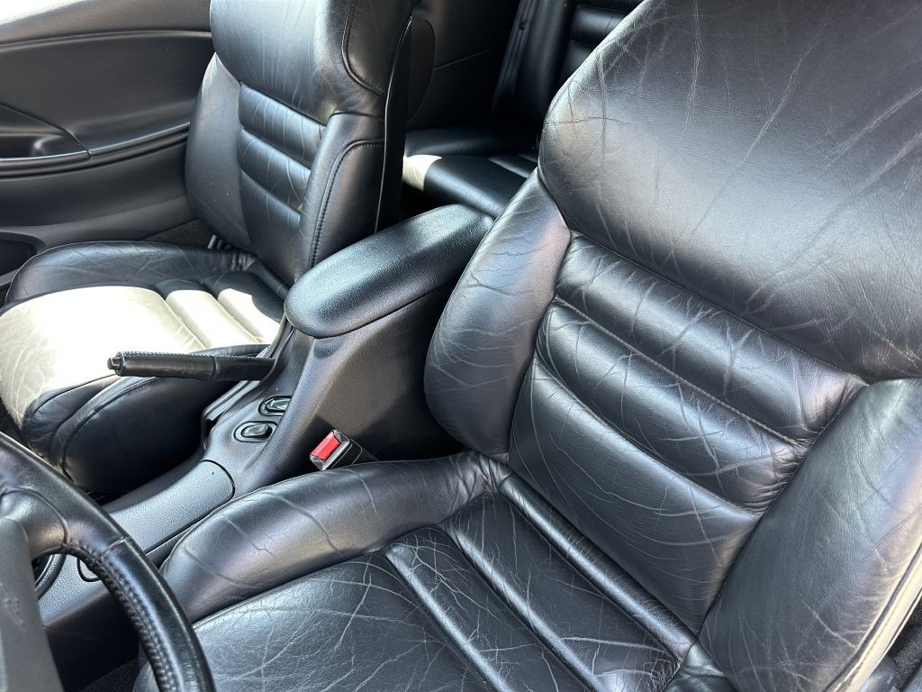 1996 Ford Mustang Image 8