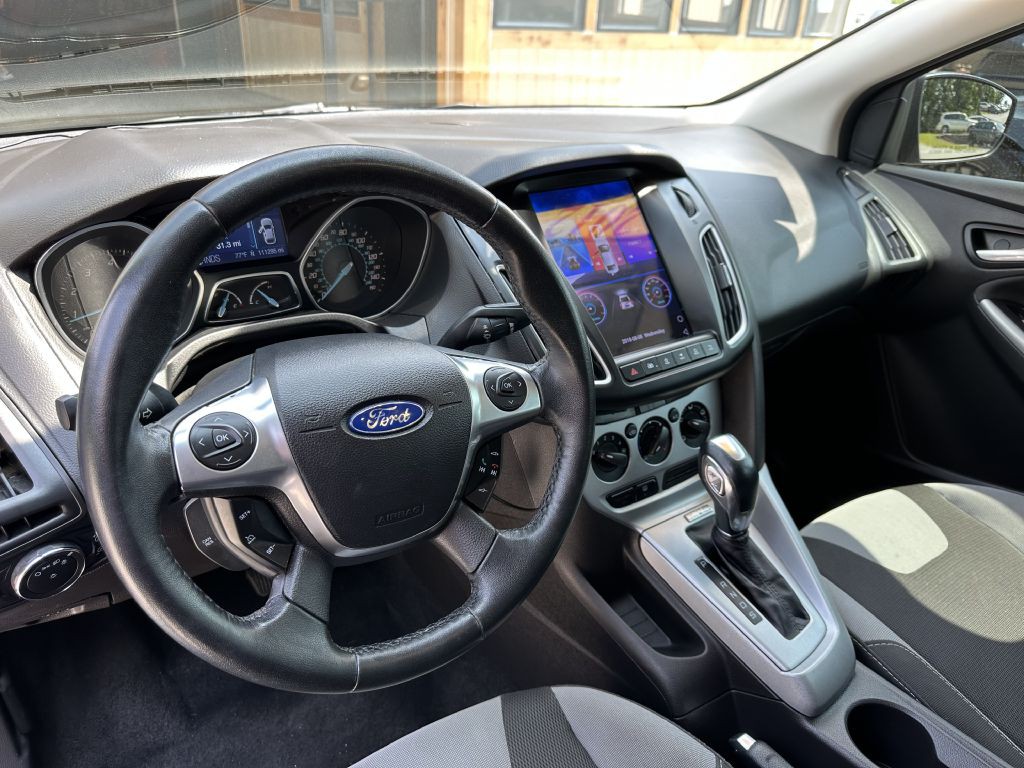2012 Ford Focus Image 7