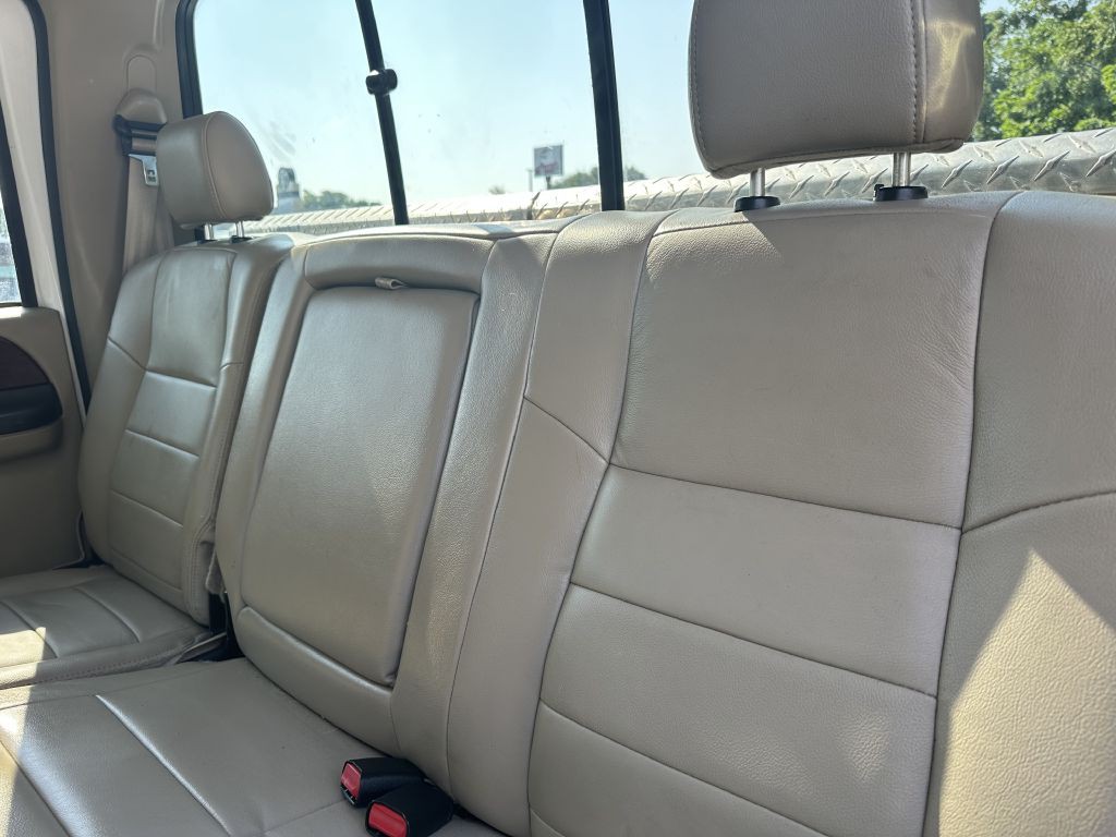 2006 Ford F-350 Image 13