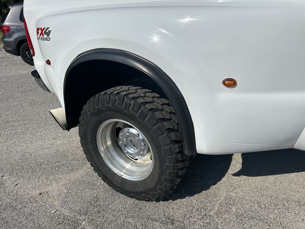 2006 Ford F-350 Image 22