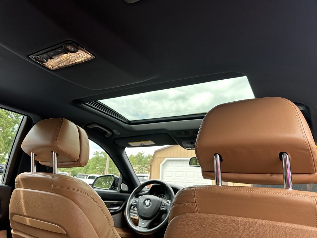 2013 BMW 7 Series Image 21